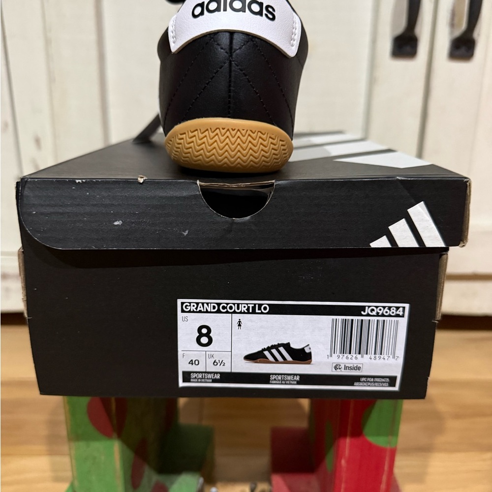 Adidas Grand Court LO Black and White Sneakers - Picture 3 of 6